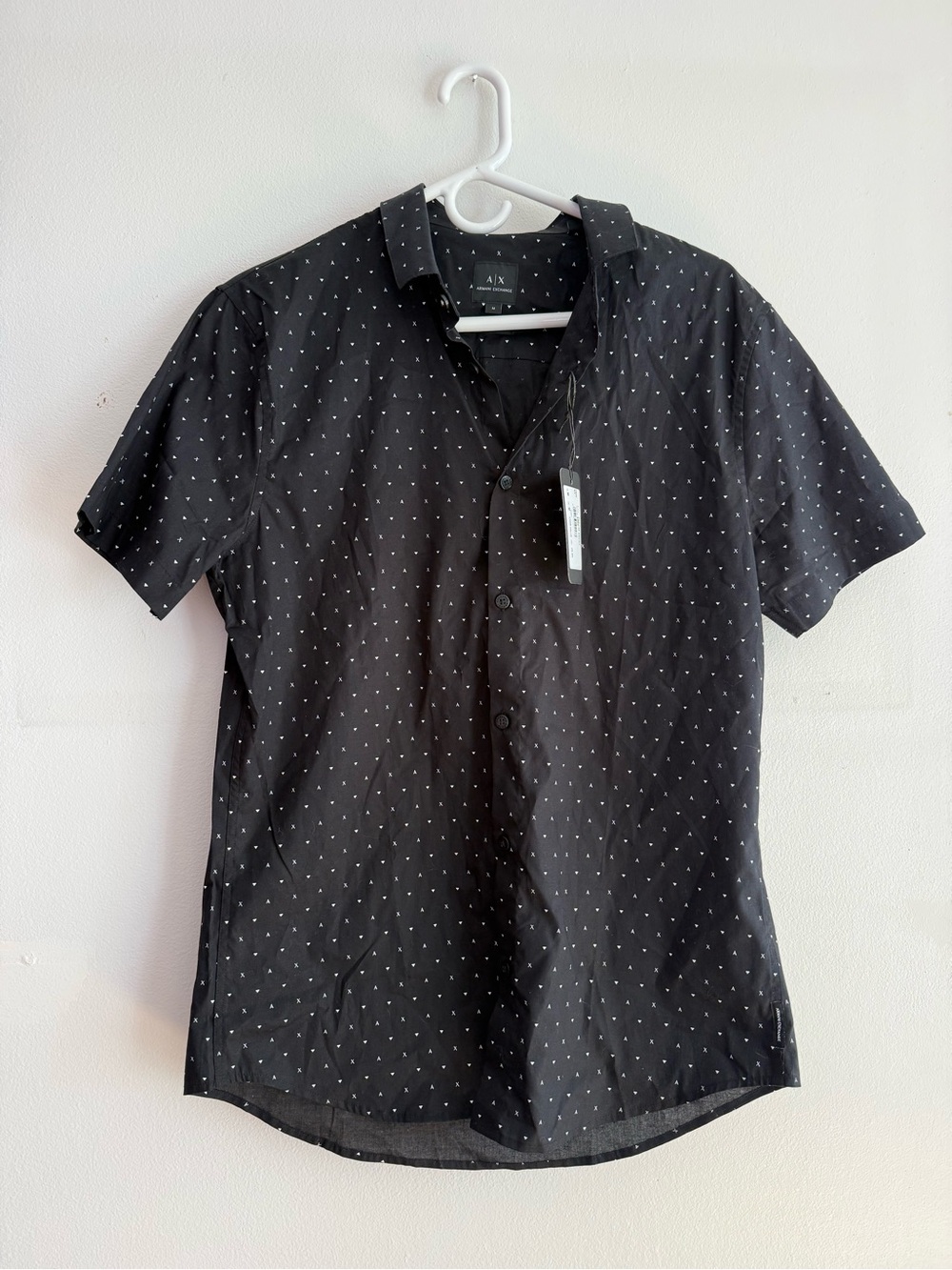 A/X Armani Exchange Men’s Black Short Sleeve Button-Up Shirt, size M slim